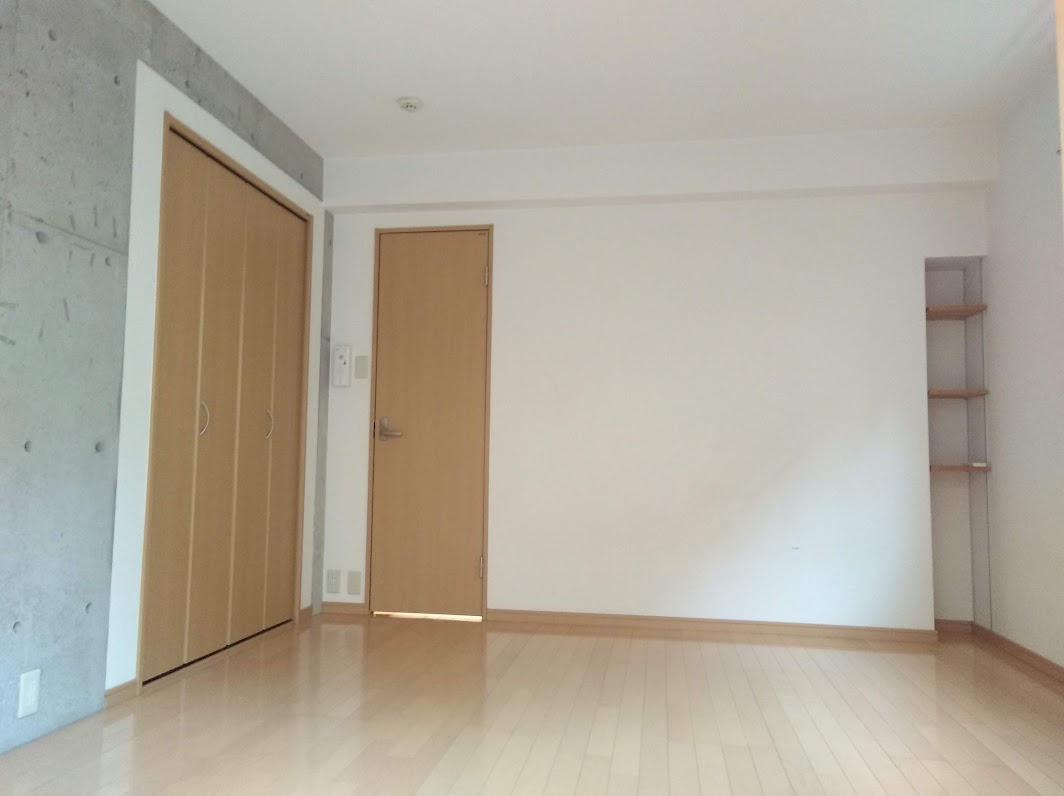 ガーネット御所西の洋室