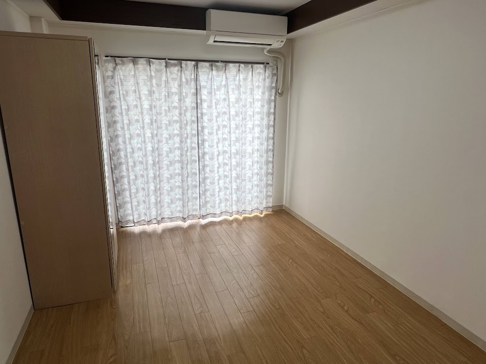 ロイヤルレジデンスの洋室