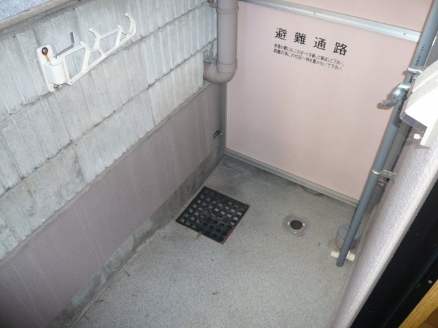 グリーンヴィレッジ烏丸の設備|洗濯機置場