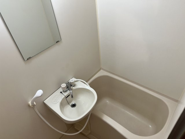 御所西シンワマンションの浴室