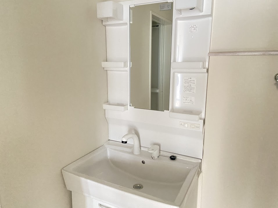 アヴェニール鞍馬口の独立洗面台