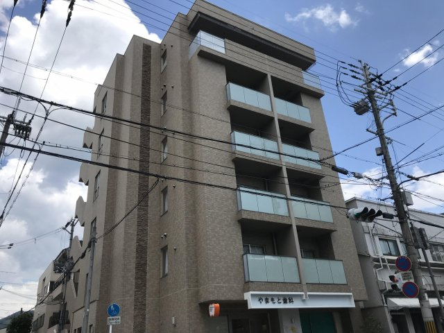 ヴェルデ御所東の外観