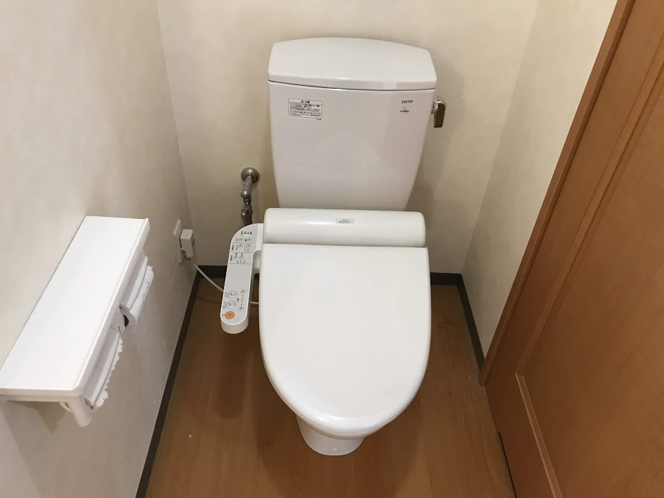 ヴェルデ御所東のトイレ
