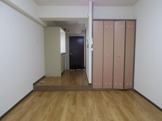 シェモアキタガワの洋室