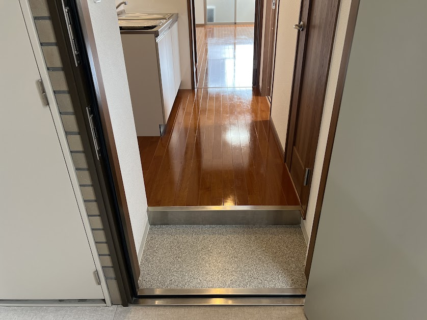 Sarasa御所東の玄関