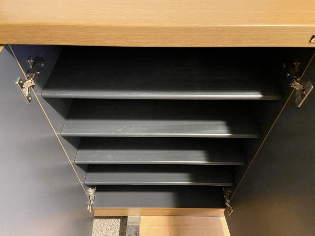 エレガンス御所北の収納