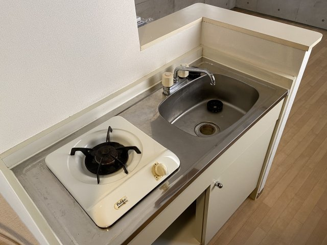 エレガンス御所北のキッチン