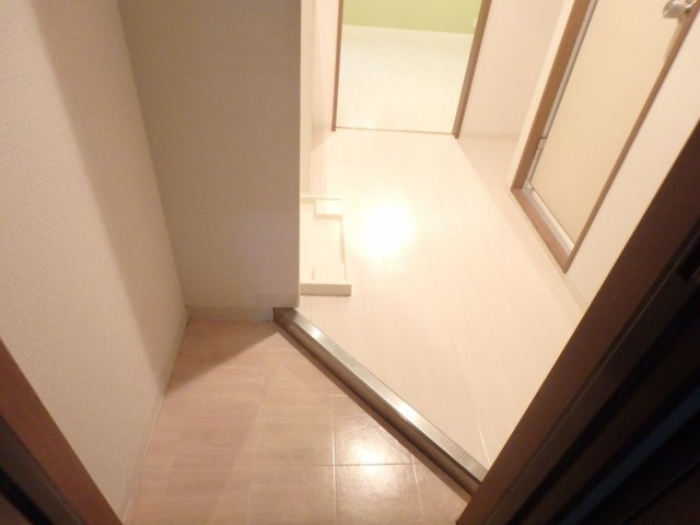 ヴィヨーム京都御所東の玄関