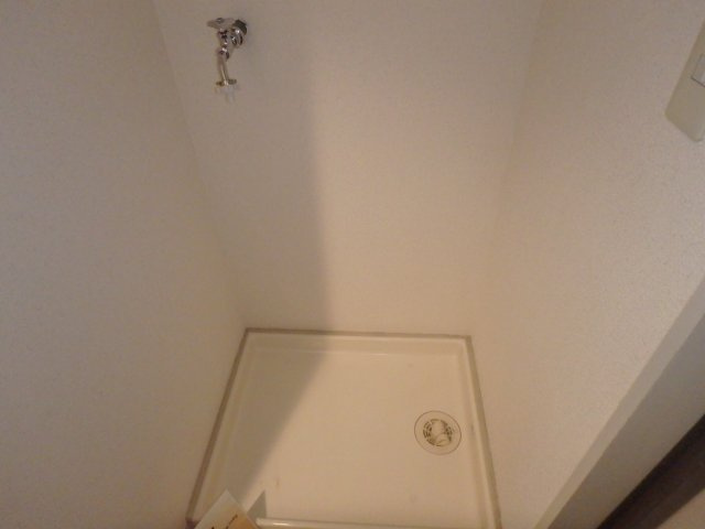 カワモトマンションの設備|洗濯機置場