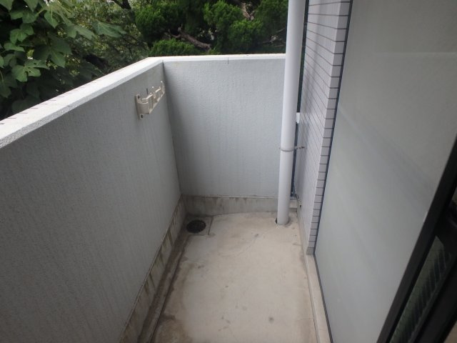 カワモトマンションのバルコニー