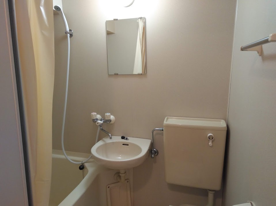 ハウスセゾンビルの浴室