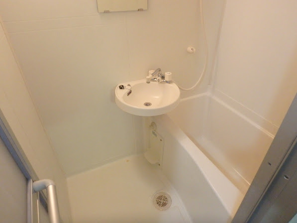 京卓ハイツの浴室