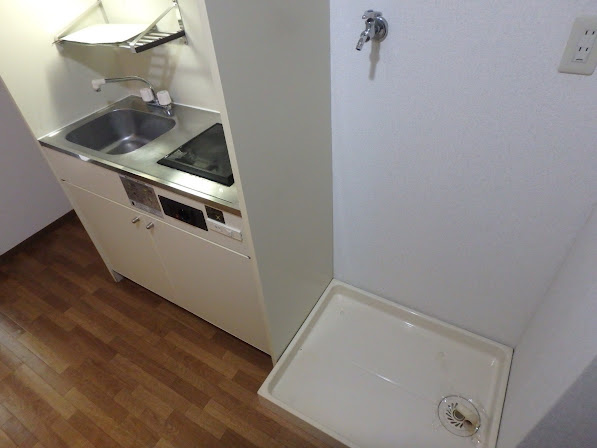 京卓ハイツの設備|洗濯機置場