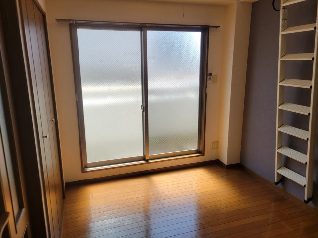 パープルクラウドⅡの洋室