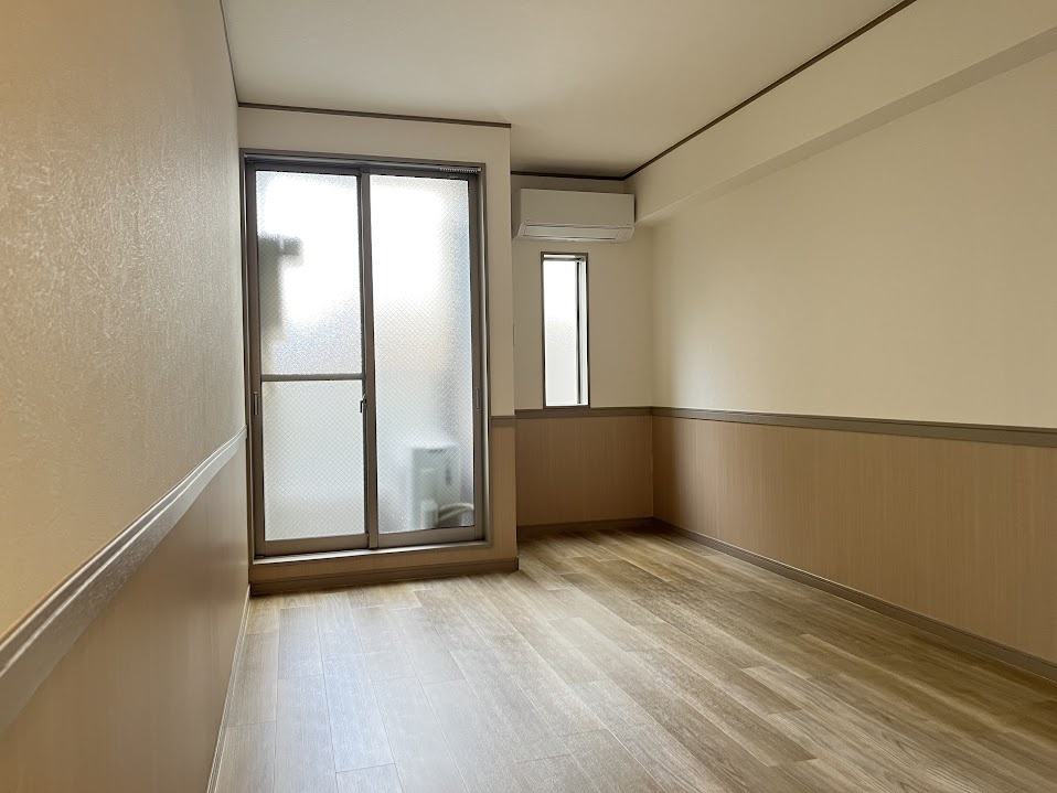 ジュネス御所北の居間・リビング