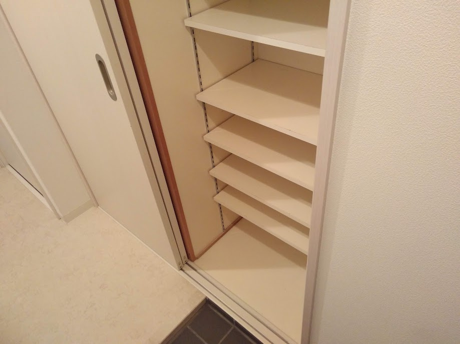 clasico北御所の収納