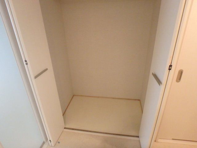 clasico北御所の収納|クローゼット