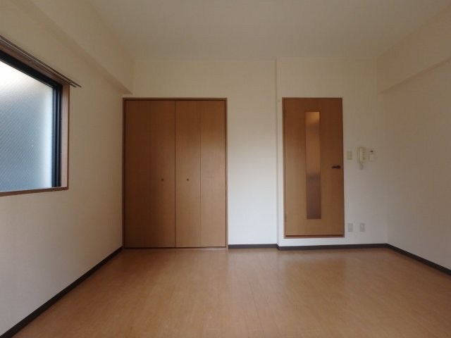 ハウスセゾン今出川河原町の洋室