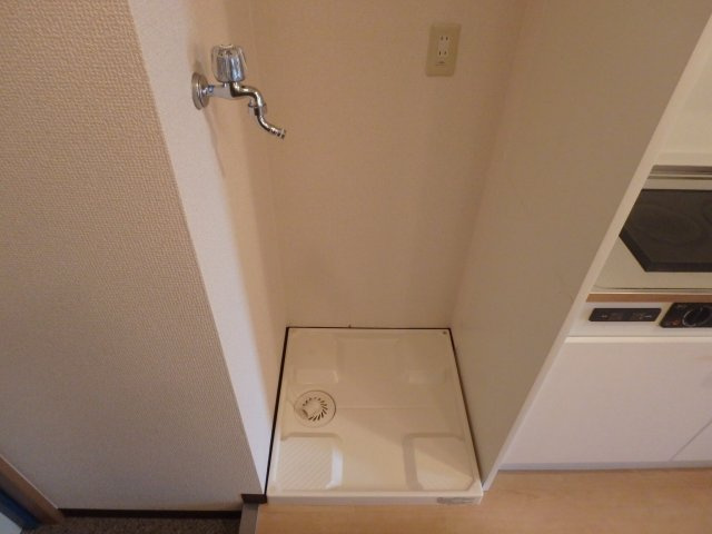 ハウスセゾン今出川河原町の設備|洗濯機置き場