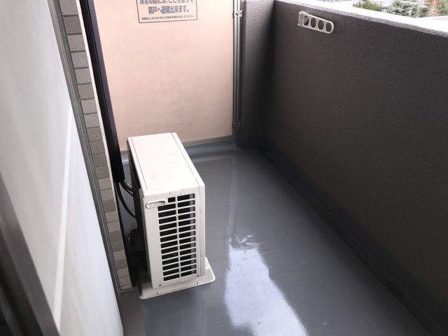 アッツ堀川のバルコニー
