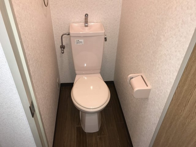 アッツ堀川のトイレ