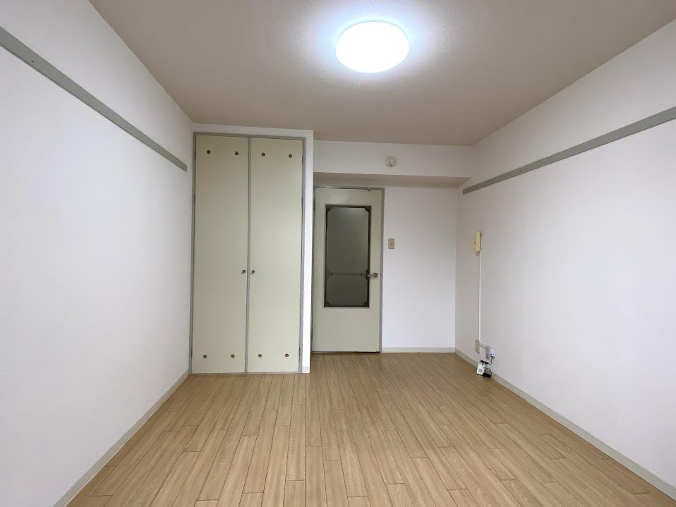 ヒューマンハイツの洋室