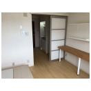 コスモリード京都今出川の洋室