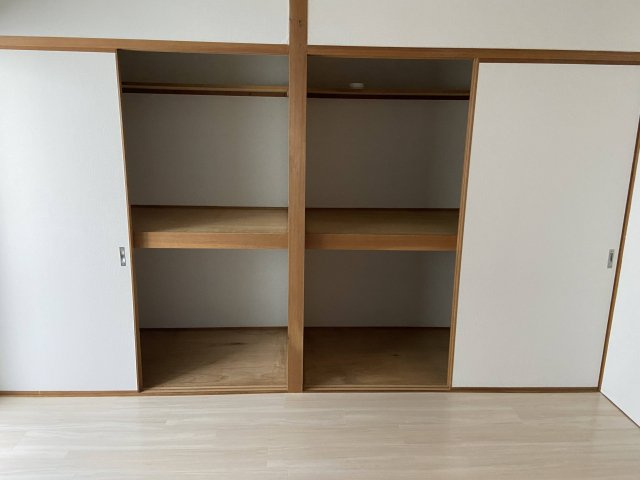 コーポAYUMIの収納