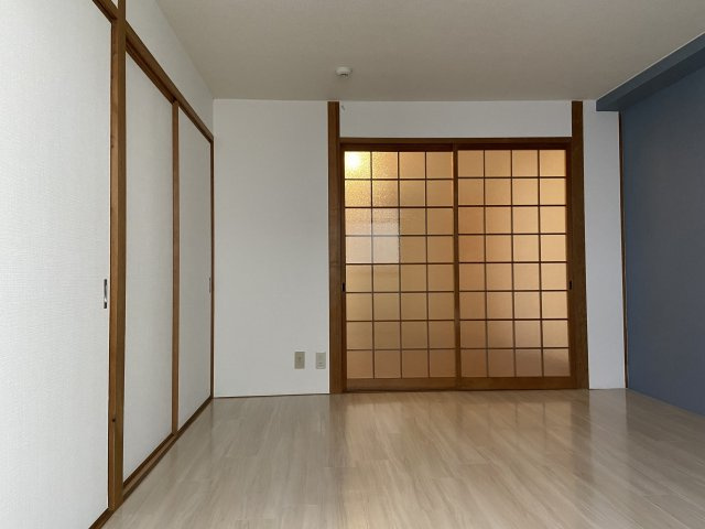 コーポAYUMIの洋室