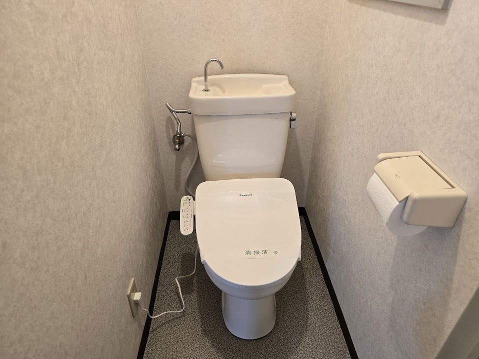 コーポAYUMIのトイレ