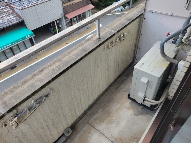 ハウス・ザ・クレストのバルコニー