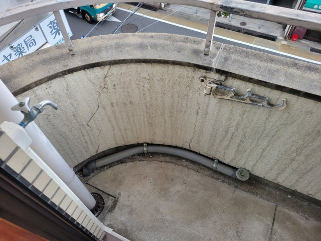 ハウス・ザ・クレストの設備|洗濯機置場