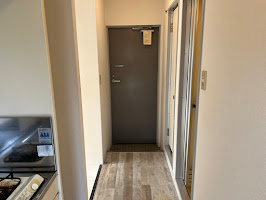 丸共ビルの内装