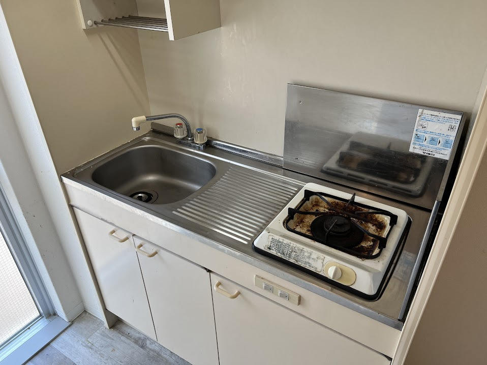 丸共ビルのキッチン
