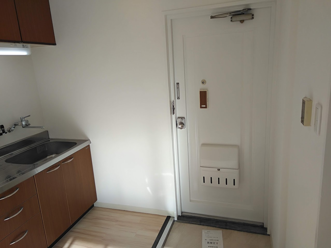 アーバンハイツ上長者町通の玄関