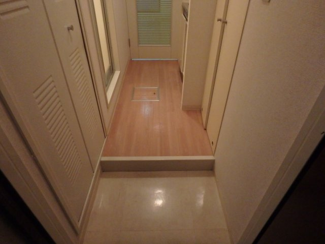 アルテハイム二条城の玄関