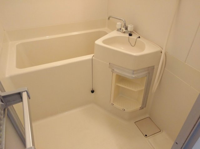 GANESHA 994の浴室