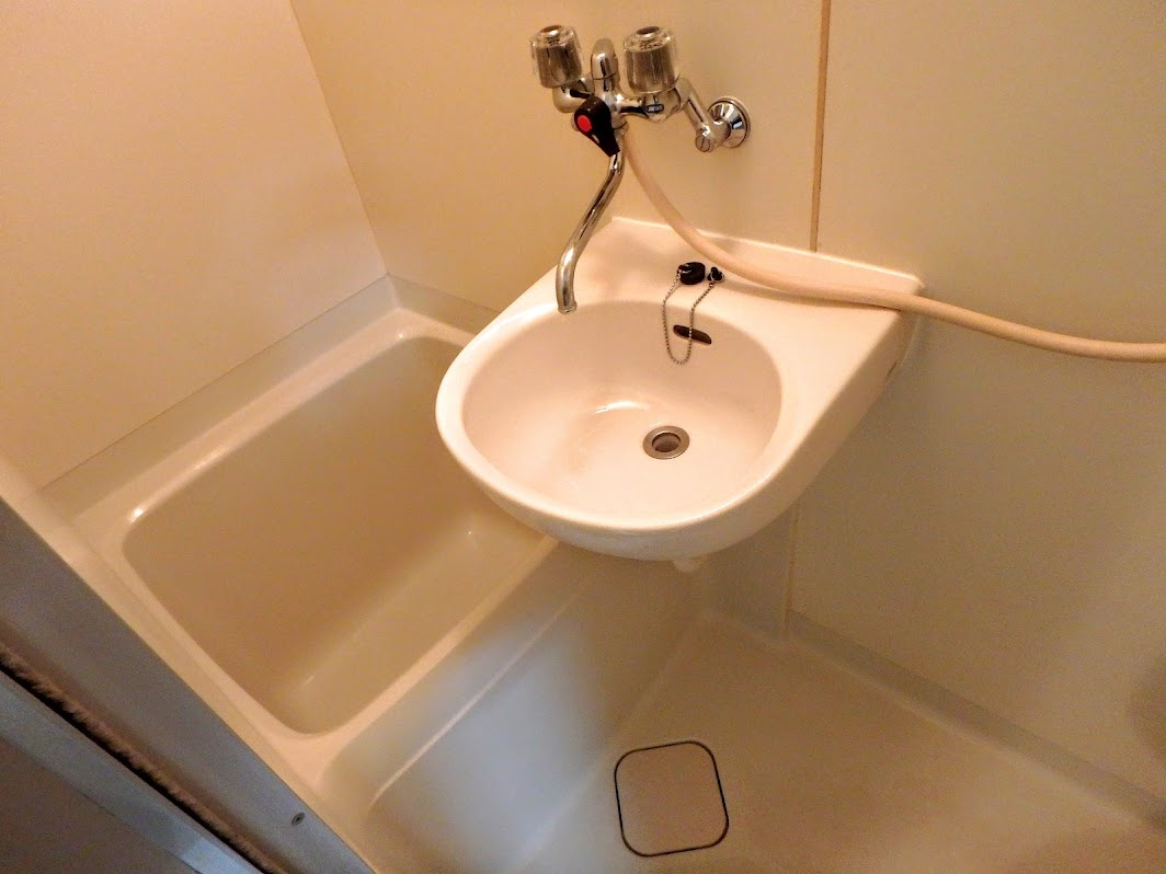 シャトープラティークⅠの浴室