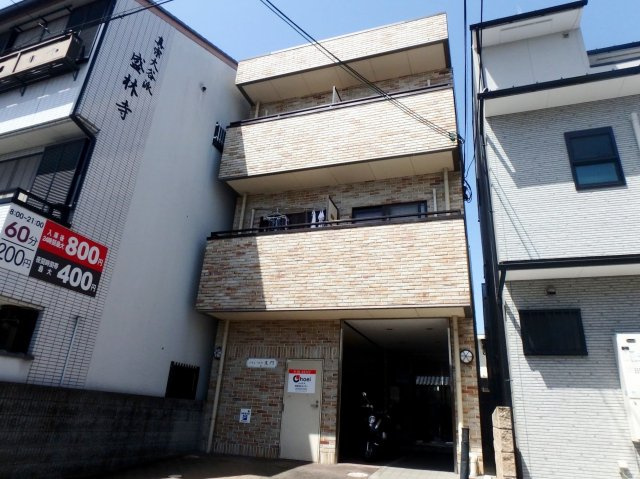 パインパレス黒門の外観