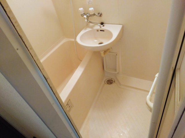 パインパレス黒門の浴室