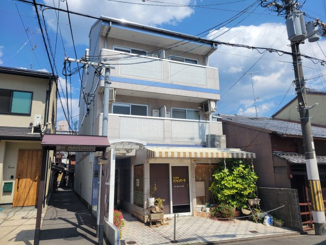 パープルクラウドⅠの外観