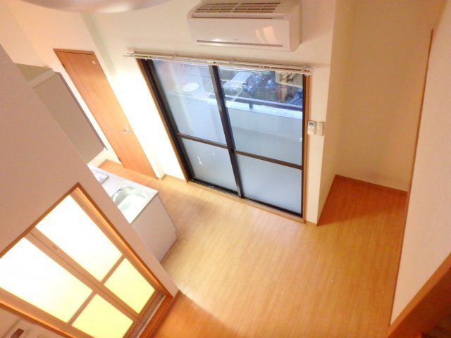 ロイヤルハイツコトブキの居間・リビング