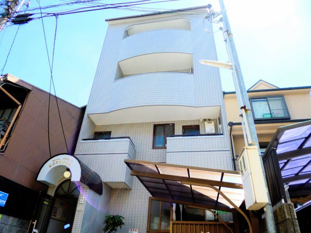 ロイヤルハイツコトブキの外観