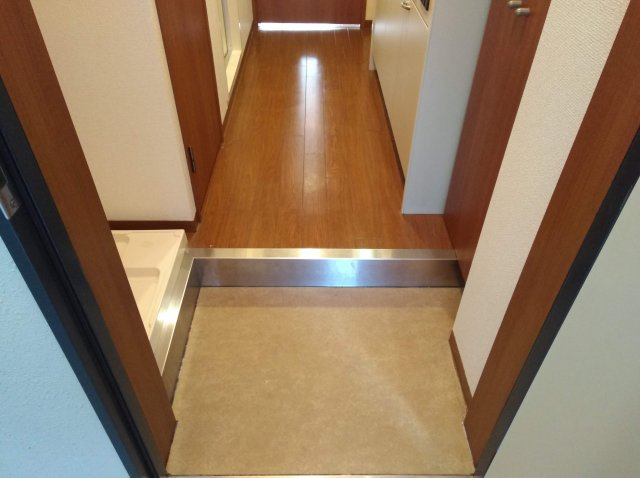 ハウスセゾン北野の玄関