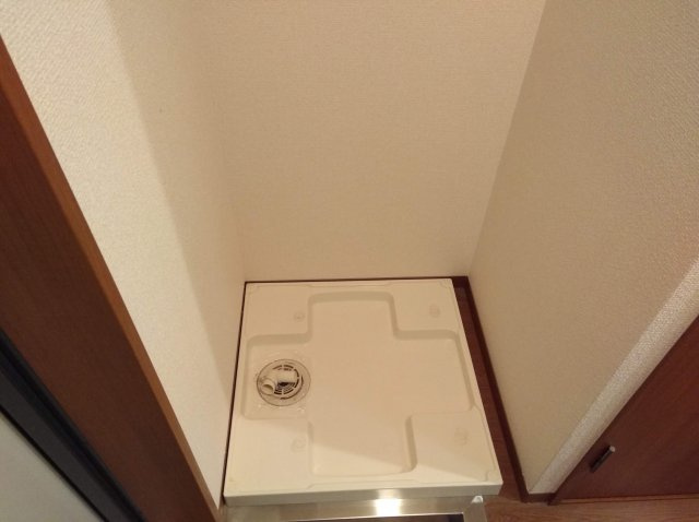 ハウスセゾン北野の設備|洗濯機置場