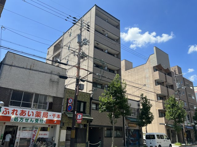 ウエスト一条の外観
