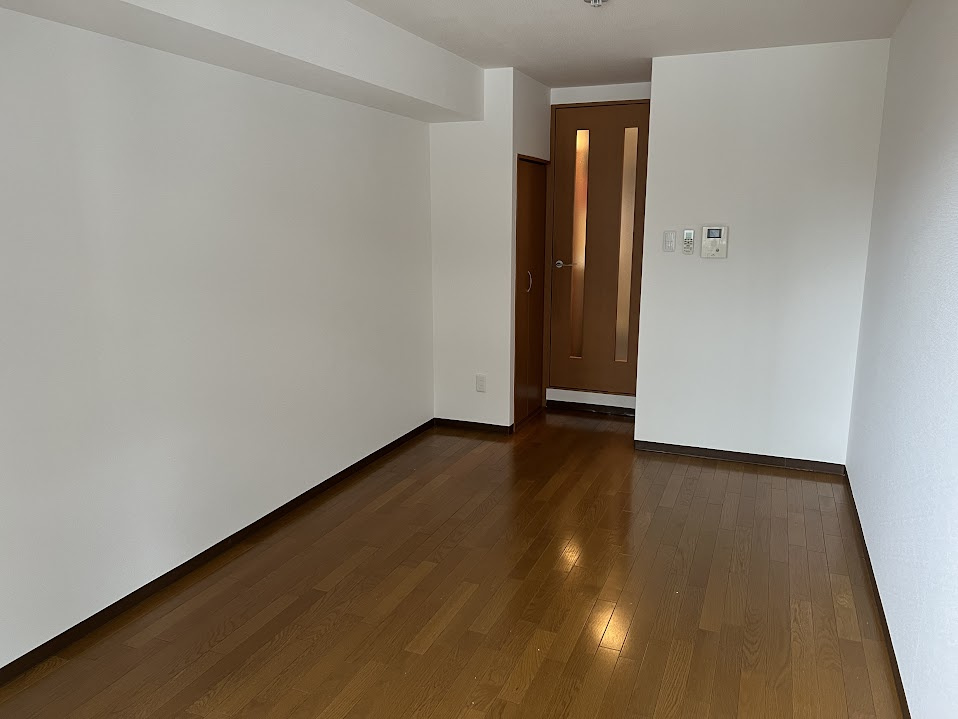 ウエスト一条の洋室