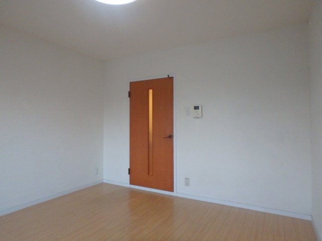 第29長栄グラン・ビュー下長者の洋室