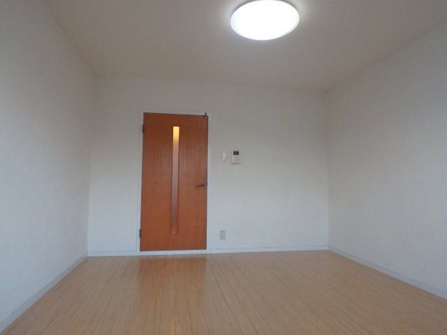 第29長栄グラン・ビュー下長者の洋室