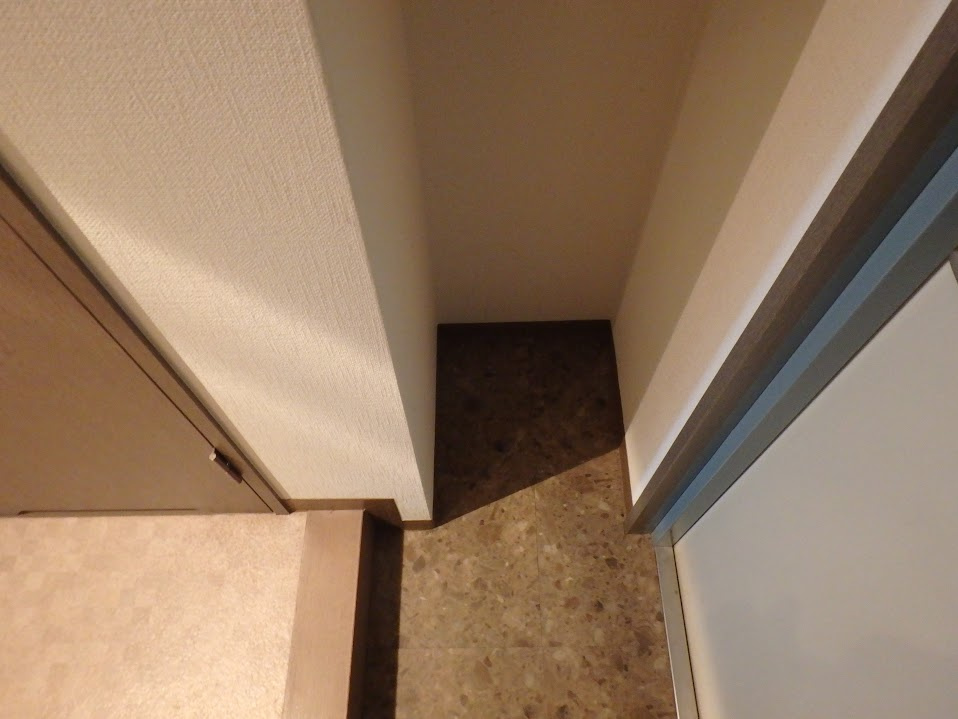 第4マインたなべの玄関